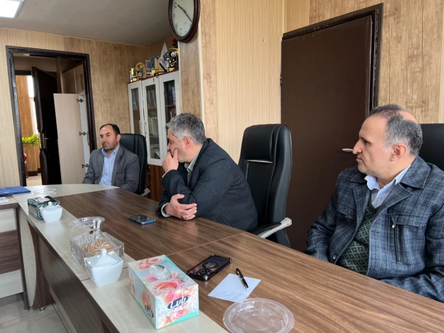 مراسم تجلیل از همکار بازنشسته محمد حسین آقاعلیخانی 4