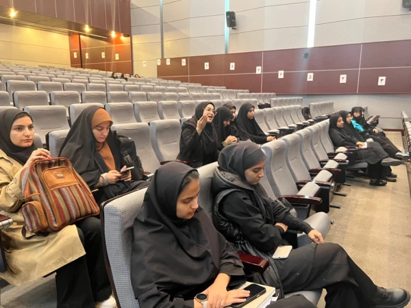 تریبون آزاد مطالبات دانشجویی پردیس خواهران 3