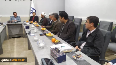 به منظور کیفیت بخشی به روند فرهنگی، آموزشی و پژوهشی دانشگاه فرهنگیان قزوین برگزار شد:

جلسه هم اندیشی اعضای هیات علمی 