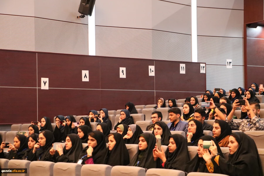 آیین افتتاحیه جشنواره سرود و هنرهای نمایشی (روایت حبیب) دانشجومعلمان سراسر کشور به میزبانی استان قزوین 14