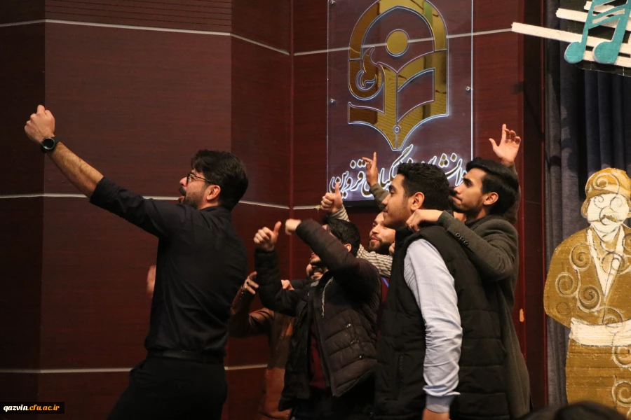 آیین اختتامیه جشنواره سرود و هنرهای نمایشی دانشجومعلمان 8