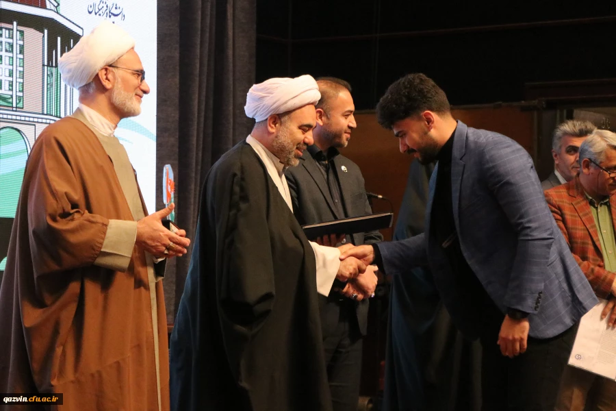 آیین اختتامیه جشنواره سرود و هنرهای نمایشی دانشجومعلمان 26