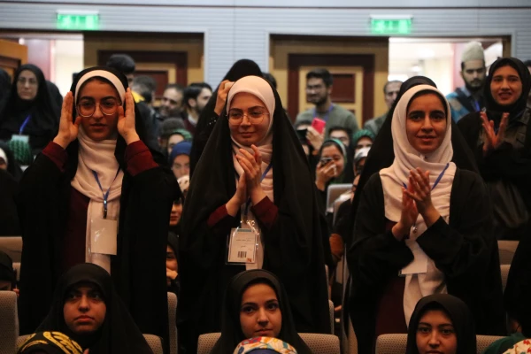 آیین اختتامیه جشنواره سرود و هنرهای نمایشی دانشجومعلمان 34