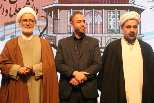 آیین اختتامیه جشنواره سرود و هنرهای نمایشی دانشجومعلمان 38