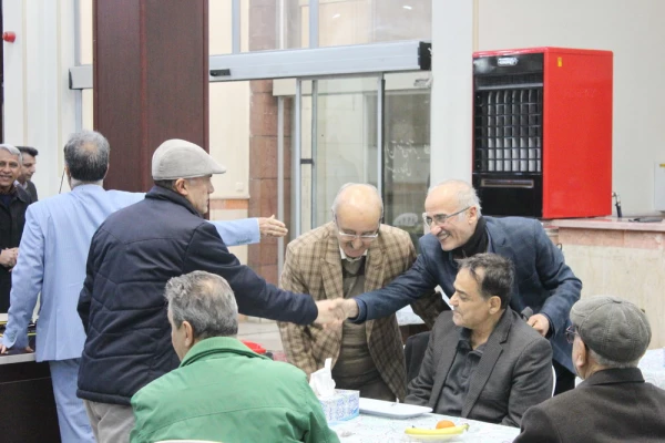 گردهمایی پیشکسوتان عرصه تعلیم و تربیت استان قزوین به مناسبت گرامیداشت دهه فجر 4