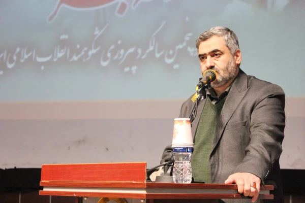 گردهمایی پیشکسوتان عرصه تعلیم و تربیت استان قزوین به مناسبت گرامیداشت دهه فجر 9