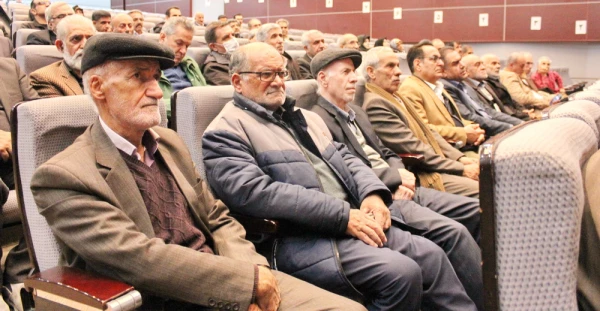 گردهمایی پیشکسوتان عرصه تعلیم و تربیت استان قزوین به مناسبت گرامیداشت دهه فجر 10