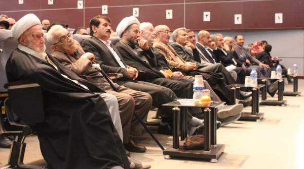 گردهمایی پیشکسوتان عرصه تعلیم و تربیت استان قزوین به مناسبت گرامیداشت دهه فجر 20