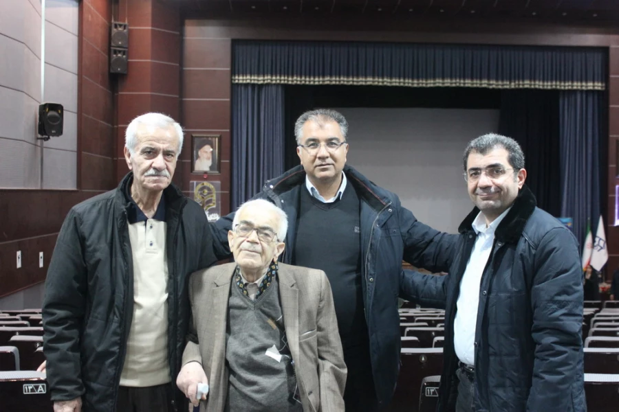 گردهمایی پیشکسوتان عرصه تعلیم و تربیت استان قزوین به مناسبت گرامیداشت دهه فجر 25