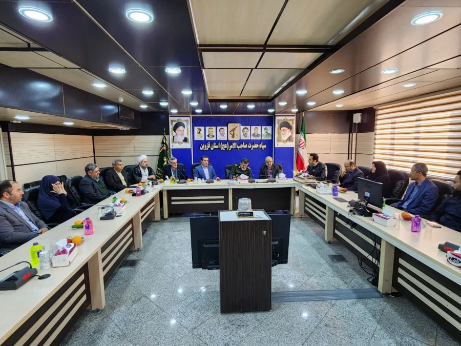 دیدار هیات رئیسه دانشگاه فرهنگیان استان قزوین با فرمانده سپاه صاحب الامر (عج) استان به مناسبت گرامیداشت روز پاسدار 7