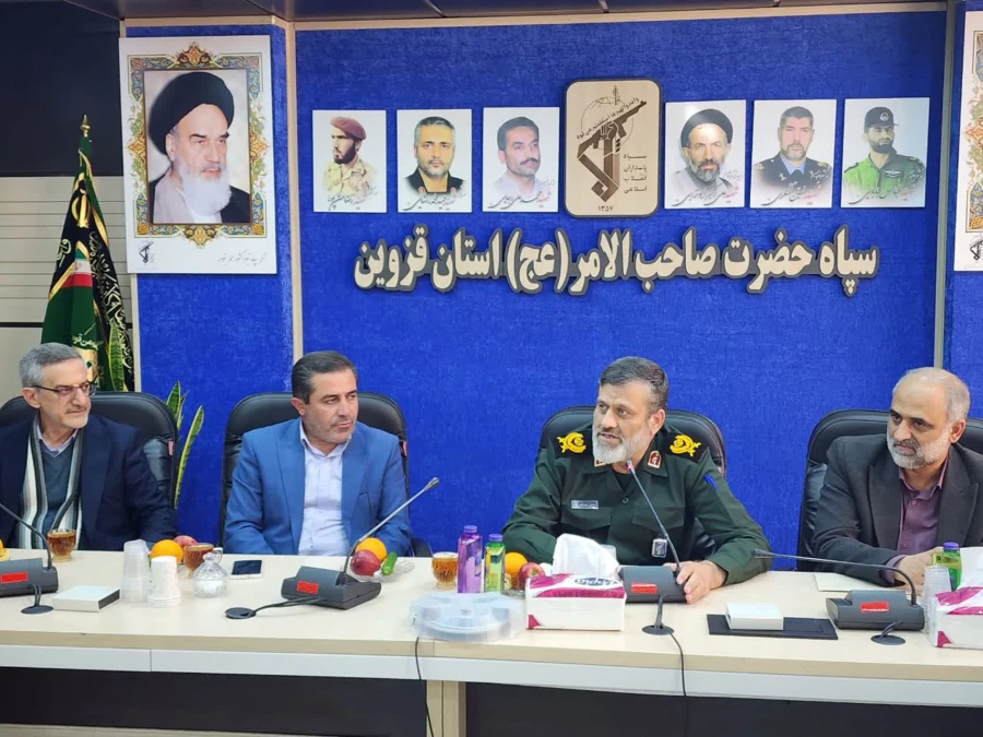 دیدار هیات رئیسه دانشگاه فرهنگیان استان قزوین با فرمانده سپاه صاحب الامر (عج) استان به مناسبت گرامیداشت روز پاسدار 8