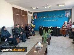 دیدار هیات رئیسه دانشگاه فرهنگیان استان قزوین با فرمانده سپاه صاحب الامر (عج) استان به مناسبت گرامیداشت روز پاسدار 13