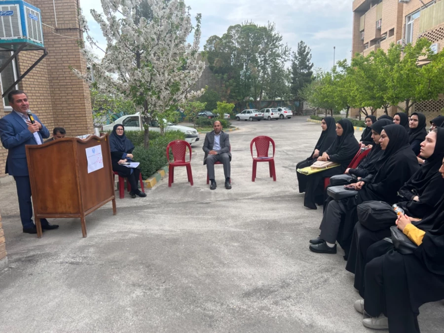 تریبون آزاد پردیس خواهران استان قزوین با محوریت حل مسائل آموزشی 14