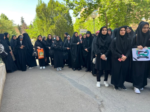 تجمع دانشجومعلمان دانشگاه فرهنگیان قزوین در حمایت از خیزش دانشجویان در آمریکا 7