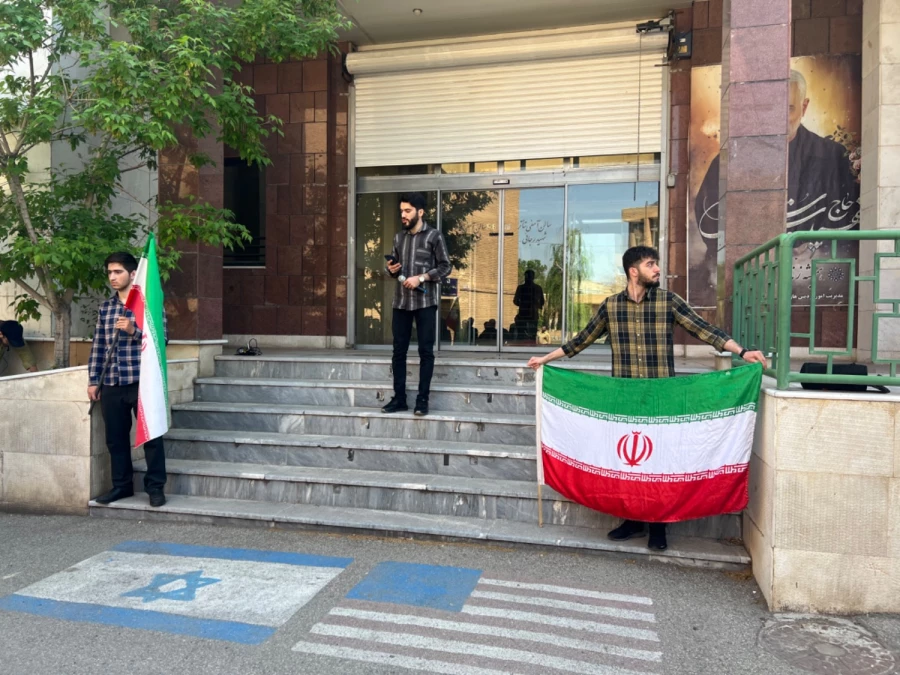 تجمع دانشجومعلمان دانشگاه فرهنگیان قزوین در حمایت از خیزش دانشجویان در آمریکا 12