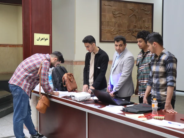 همایش ملی کارآفرینی و تولیدمحتوای الکترونیکی دانشگاه فرهنگیان قزوین 6