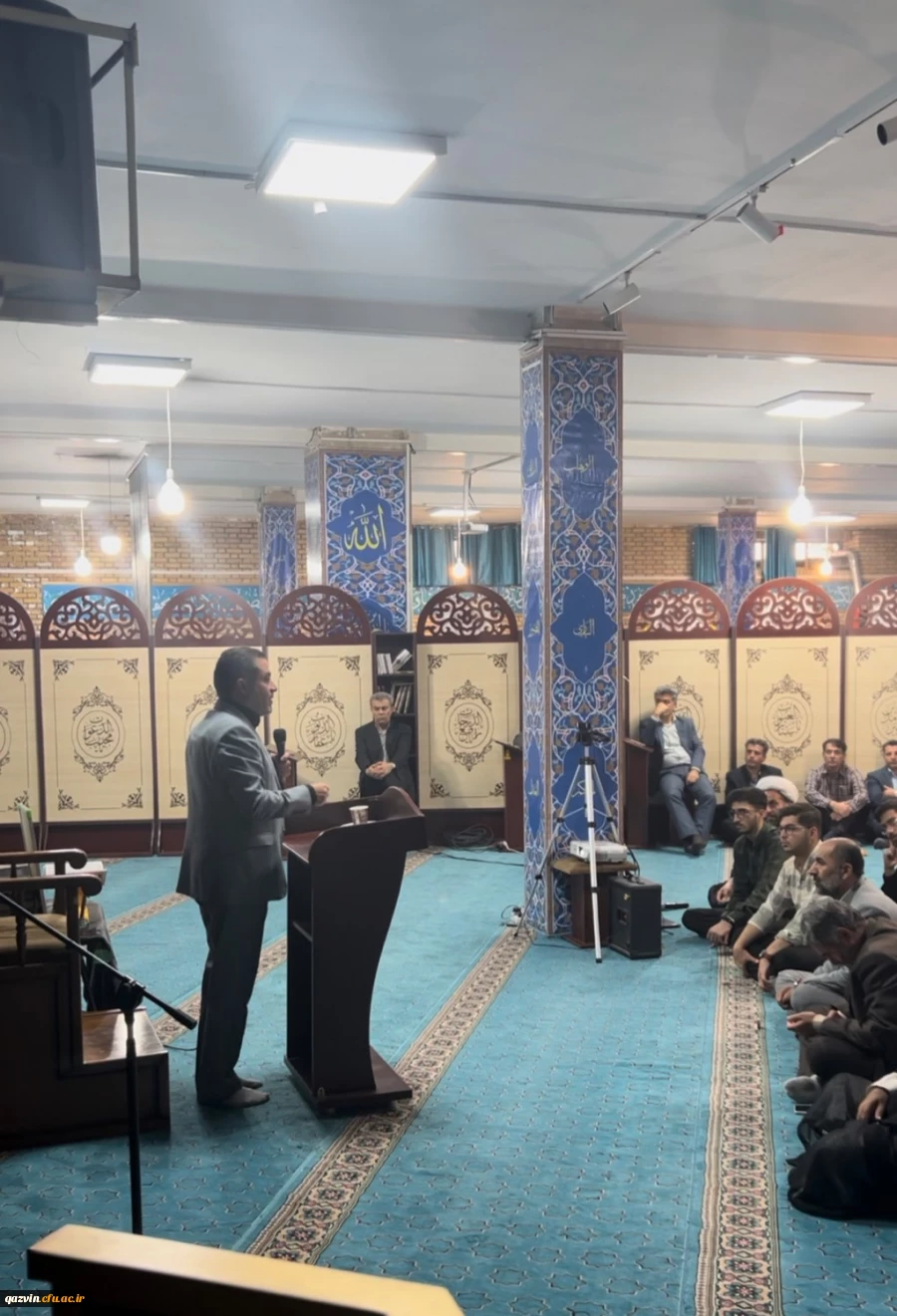 عزاداری دانشگاهیان دانشگاه  فرهنگیان قزوین در سوگ شهادت رییس جمهور و هیئت همراه 3