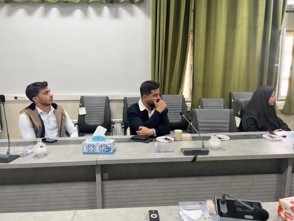 نشست هم اندیشی دانشجومعلمان نخبه استان قزوین برگزار شد 4