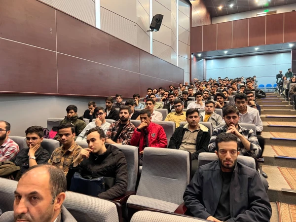 آیین استقبال از نو دانشجو معلمان دانشگاه فرهنگیان استان قزوین 6