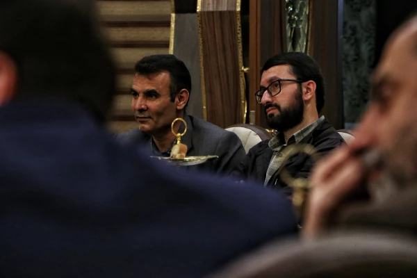 جلسه شورای اداری دانشگاه با حضور ریاست دانشگاه، هیات رئیسه و اعضای غیر هیئت علمی برگزار شد 10