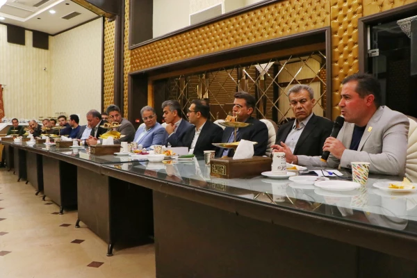 جلسه شورای اداری دانشگاه با حضور ریاست دانشگاه، هیات رئیسه و اعضای غیر هیئت علمی برگزار شد 14