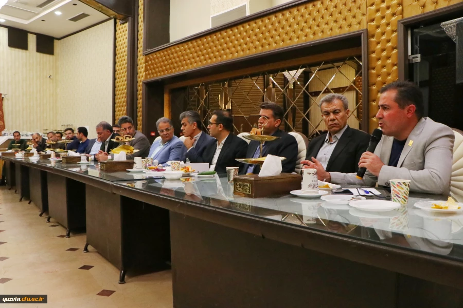 جلسه شورای اداری دانشگاه با حضور ریاست دانشگاه، هیات رئیسه و اعضای غیر هیئت علمی برگزار شد 14