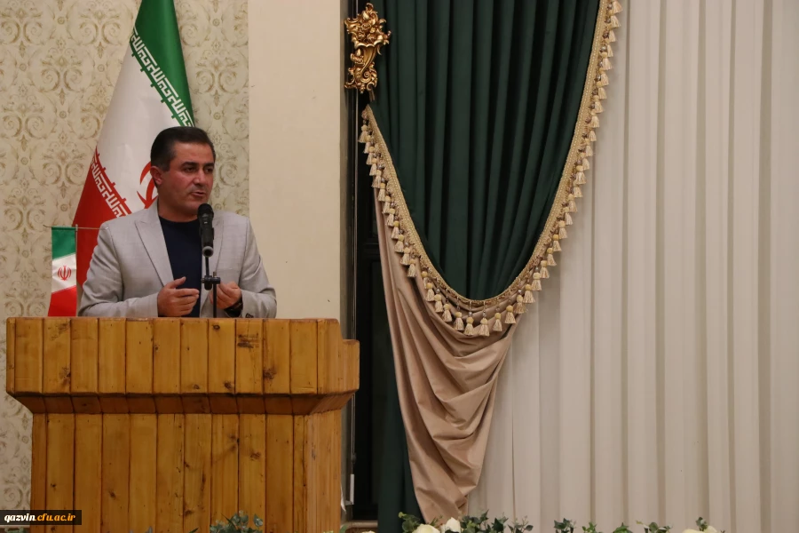 جلسه شورای اداری دانشگاه با حضور ریاست دانشگاه، هیات رئیسه و اعضای غیر هیئت علمی برگزار شد 16