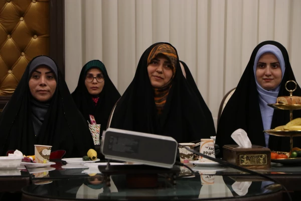 جلسه شورای اداری دانشگاه با حضور ریاست دانشگاه، هیات رئیسه و اعضای غیر هیئت علمی برگزار شد 17