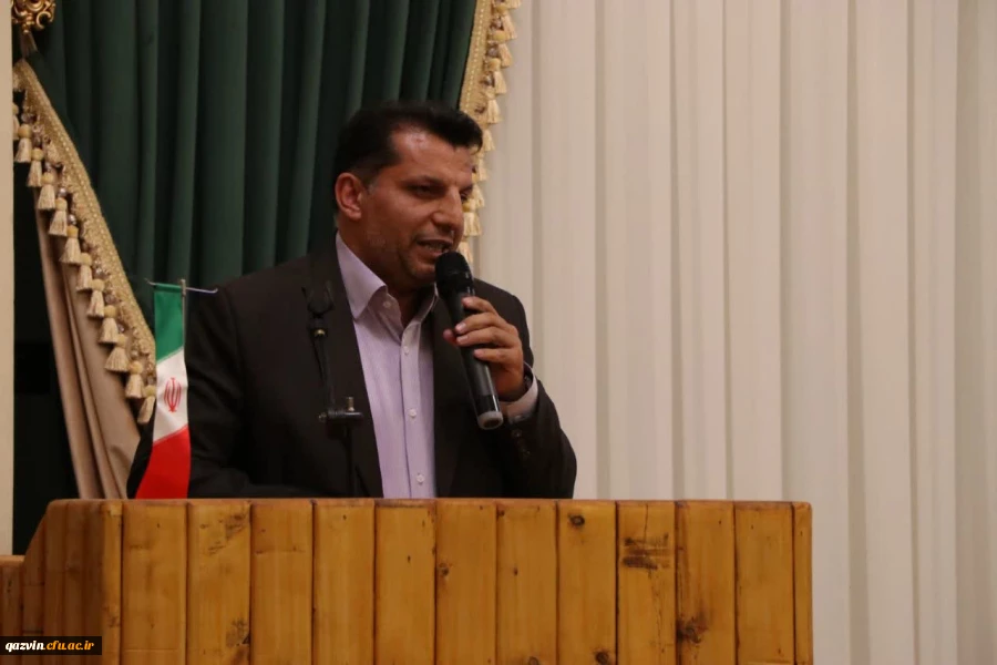 جلسه شورای اداری دانشگاه با حضور ریاست دانشگاه، هیات رئیسه و اعضای غیر هیئت علمی برگزار شد 19