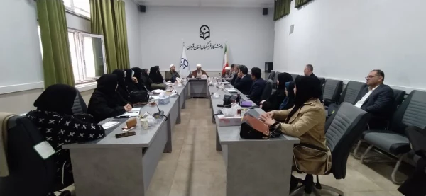 دوره معرفت افزایی و توانمندسازی اعضای هیات علمی و اساتید دانشگاه فرهنگیان قزوین «طرح عروج» 2