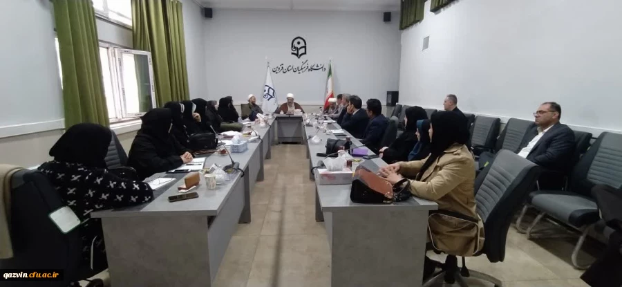 دوره معرفت افزایی و توانمندسازی اعضای هیات علمی و اساتید دانشگاه فرهنگیان قزوین «طرح عروج» 2