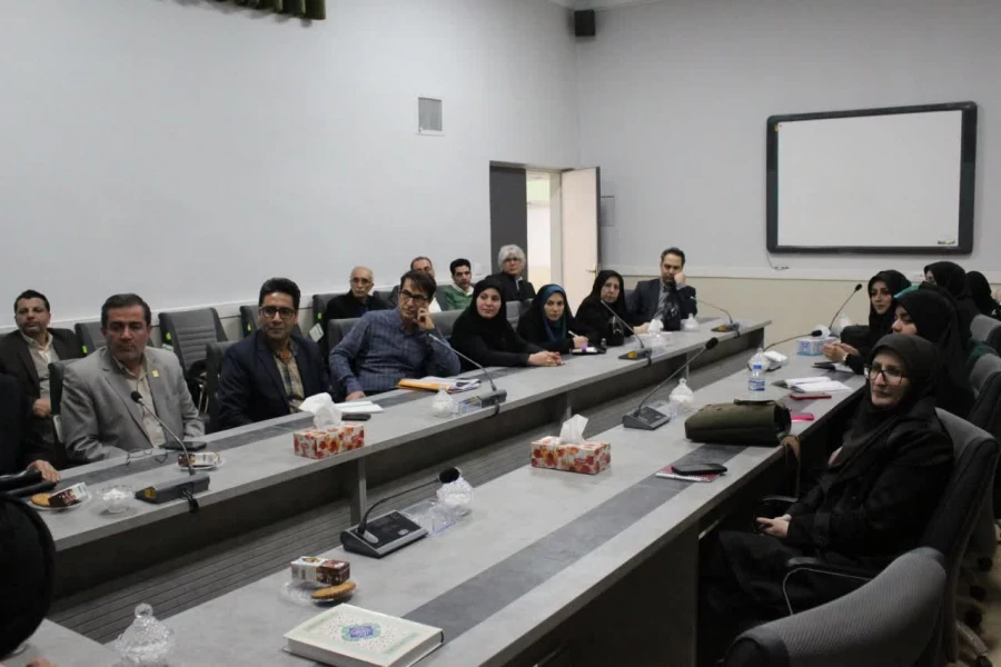 دوره معرفت افزایی و توانمندسازی اعضای هیات علمی و اساتید دانشگاه فرهنگیان قزوین «طرح عروج» 8