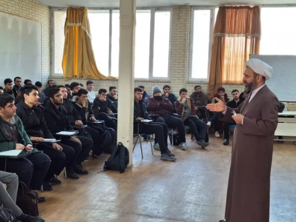 دوره آموزشی - تربیتی "معراج" با رویکرد معارف نماز ویژه دانشجومعلمان ورودی سال 1403  4