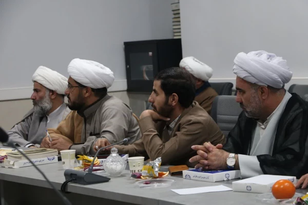 اولین نشست هم اندیشی استادان گروه «معارف اسلامی»، «تعلیم و تربیت اسلامی» و «دفاع مقدس» دانشگاه فرهنگیان استان قزوین 6