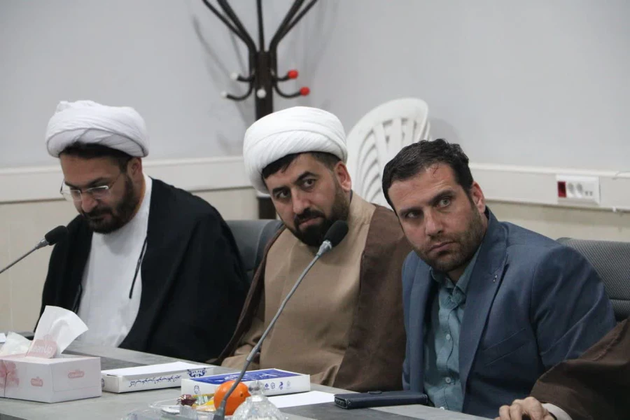 اولین نشست هم اندیشی استادان گروه «معارف اسلامی»، «تعلیم و تربیت اسلامی» و «دفاع مقدس» دانشگاه فرهنگیان استان قزوین 8