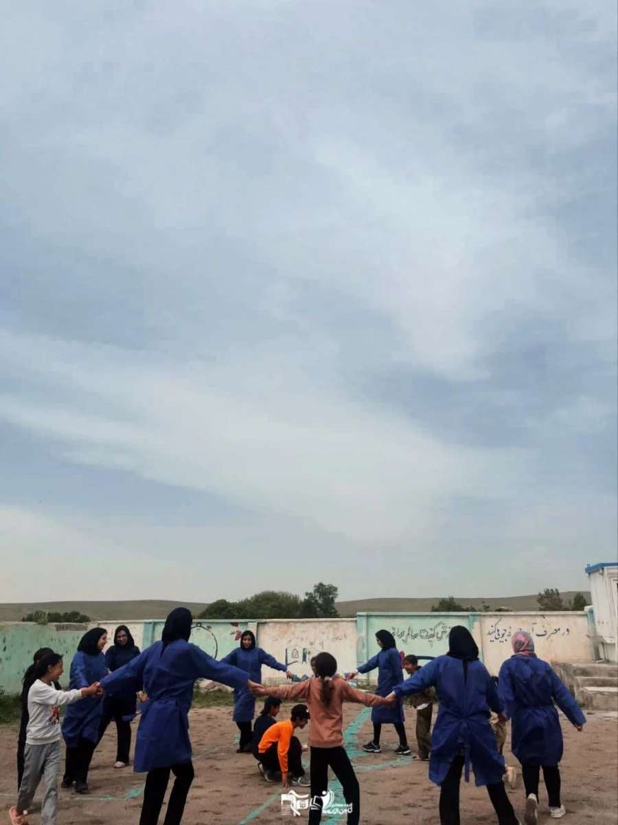 جهاد دانشجومعلمان دانشگاه فرهنگیان قزوین برای شاداب سازی مدارس 14