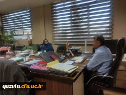 دکتر اصغری در اولین روز انتصاب، جلسه هماهنگی شروع نیمسال تحصیلی را در شبانگاه ۲۲ شهریور ماه با حضور مدیران دانشگاه تشکیل داد. 2