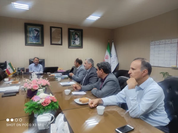 دکتر اصغری در اولین روز انتصاب، جلسه هماهنگی شروع نیمسال تحصیلی را در شبانگاه ۲۲ شهریور ماه با حضور مدیران دانشگاه تشکیل داد. 3