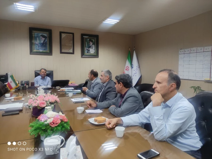 دکتر اصغری در اولین روز انتصاب، جلسه هماهنگی شروع نیمسال تحصیلی را در شبانگاه ۲۲ شهریور ماه با حضور مدیران دانشگاه تشکیل داد. 3