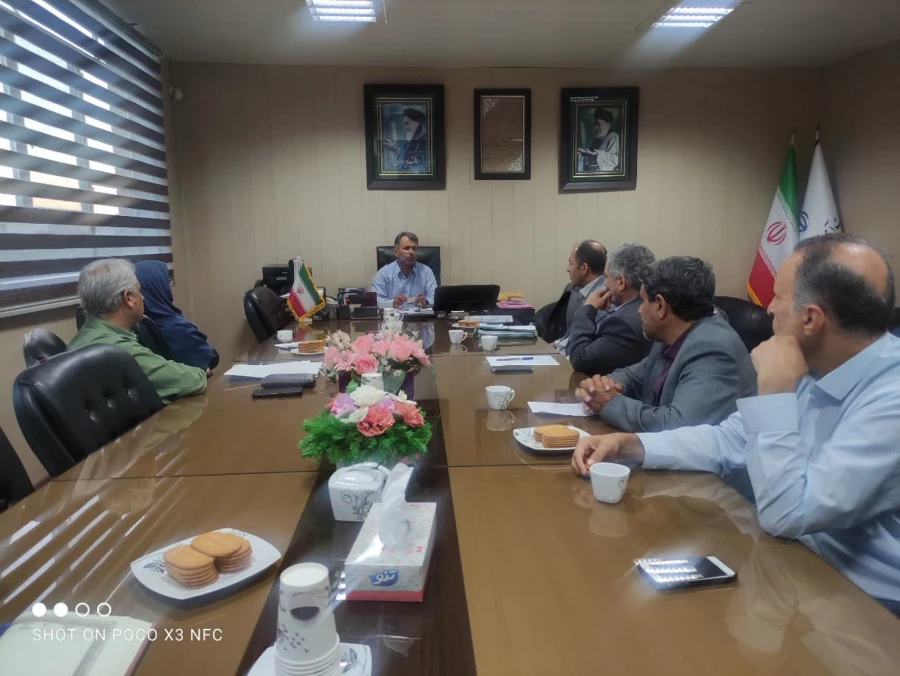 دکتر اصغری در اولین روز انتصاب، جلسه هماهنگی شروع نیمسال تحصیلی را در شبانگاه ۲۲ شهریور ماه با حضور مدیران دانشگاه تشکیل داد. 4