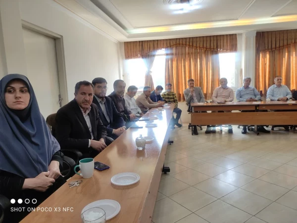 جلسه شورای اداری با حضور سرپرست جدید دانشگاه فرهنگیان استان قزوین
 4