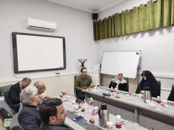 در آستانه شروع سال تحصیلی، نشست اعضای هیات علمی با حضور سرپرست امور پردیس های دانشگاه فرهنگیان استان قزوین، اعضای هیات علمی و استادان پیشکسوت برگزار شد.
 2