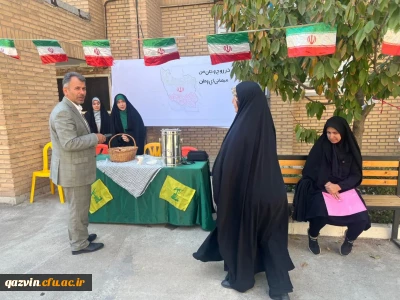 رئیس دانشگاه فرهنگیان استان قزوین از روند ثبت نام دانشجومعلمان جدید بازدید کرد