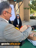 رئیس دانشگاه فرهنگیان استان قزوین از روند ثبت نام دانشجومعلمان جدید بازدید کرد 3