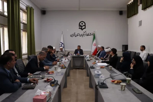 آیین تکریم و معارفه مسئول کانون بسیج اساتید دانشگاه فرهنگیان قزوین برگزار شد 8