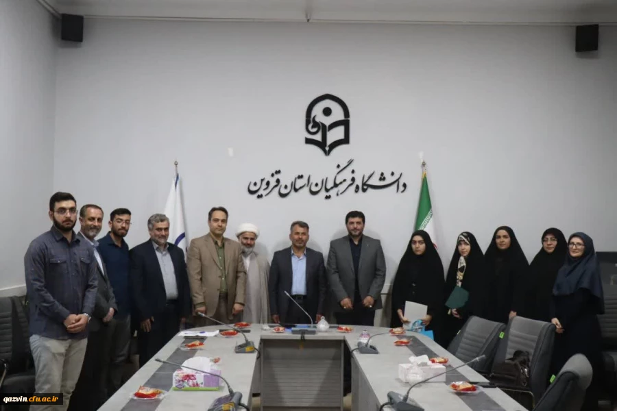 مراسم بزرگداشت و تقدیر از دانشجو معلم فرزند سردار شهید اسماعیل شاکری از شهدای جنگ ۱۲ روزه با رژیم منهوس صهیونیستی 2