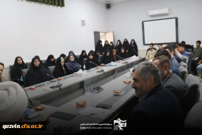 مراسم تودیع و معارفه مسئول بسیج دانشجویی پردیس شهیده بنت الهدی صدر دانشگاه فرهنگیان قزوین با حضور جمعی از مسئولان دانشگاه، فرماندهان بسیج و اعضای بسیج دانشجویی برگزار شد