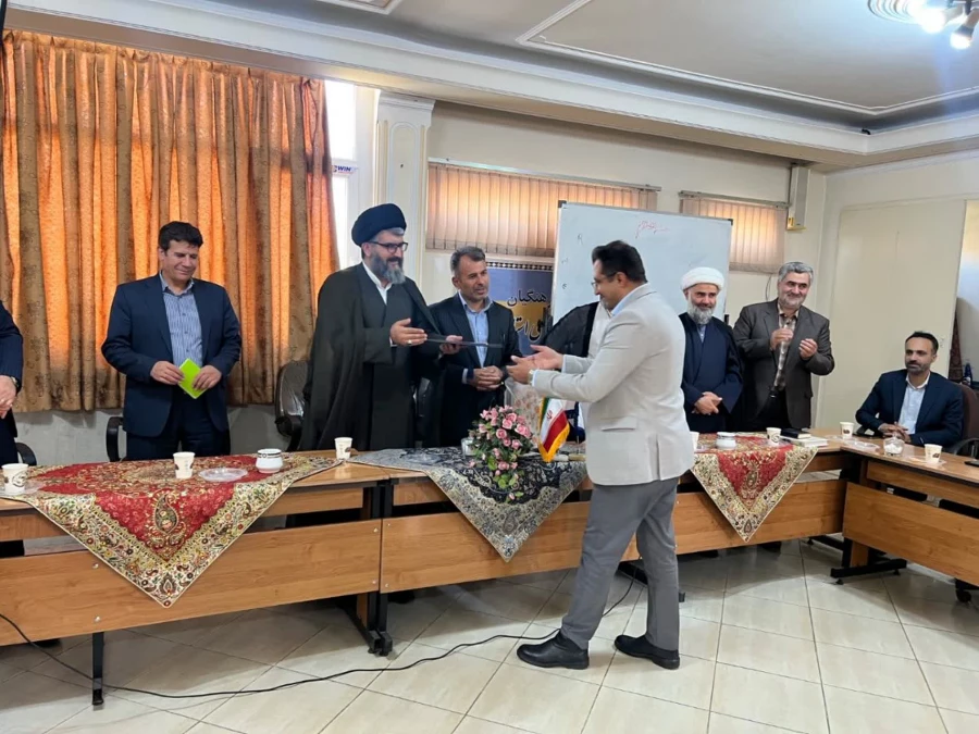 افتتاح کارگاه هنر دانشگاه فرهنگیان قزوین با حضور معاون پژوهشی کشور؛ دکتر موسوی: هنر هرگز جای خود را به هوش مصنوعی نمی دهد 3