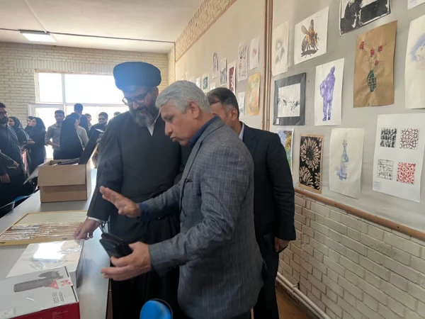 افتتاح کارگاه هنر دانشگاه فرهنگیان قزوین با حضور معاون پژوهشی کشور؛ دکتر موسوی: هنر هرگز جای خود را به هوش مصنوعی نمی دهد 7