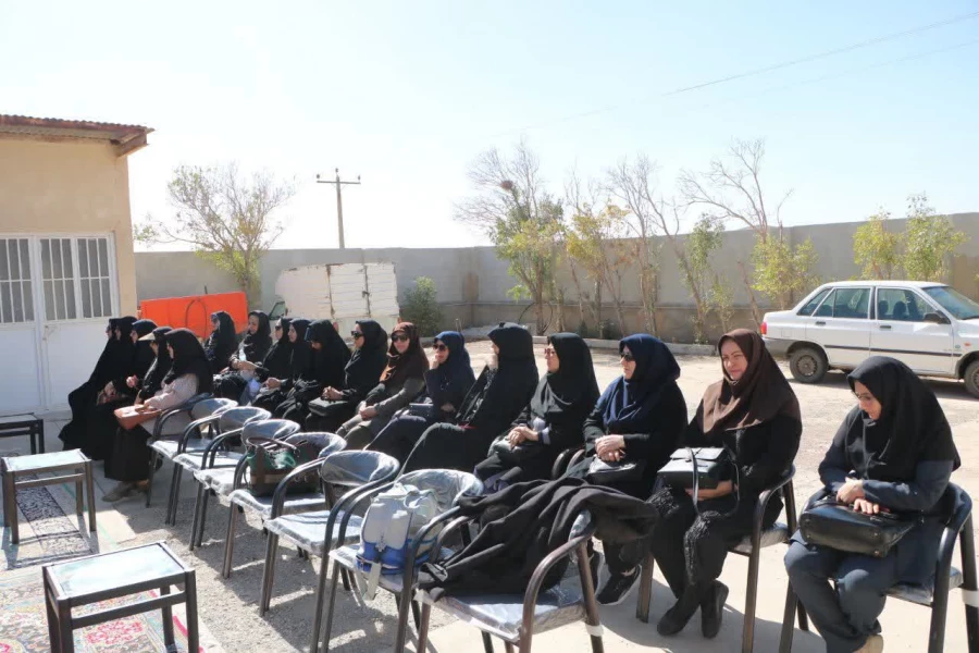 برگزاری نشست مشترک مسئولین اداره کل حفاظت محیط زیست استان با مدیرکل آموزش و پرورش و مسئولین دانشگاه فرهنگیان استان قزوین در منطقه حفاظت شده باشگل ضیاءآباد  4